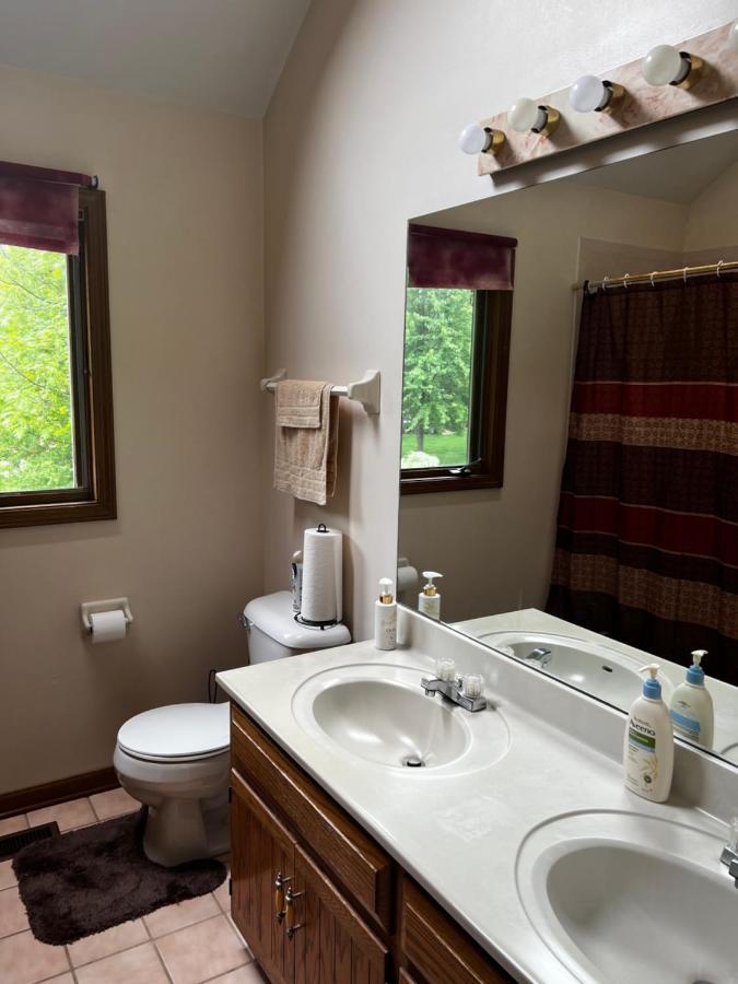 Quiet And Spacious Room1 بوليغ بروك المظهر الخارجي الصورة